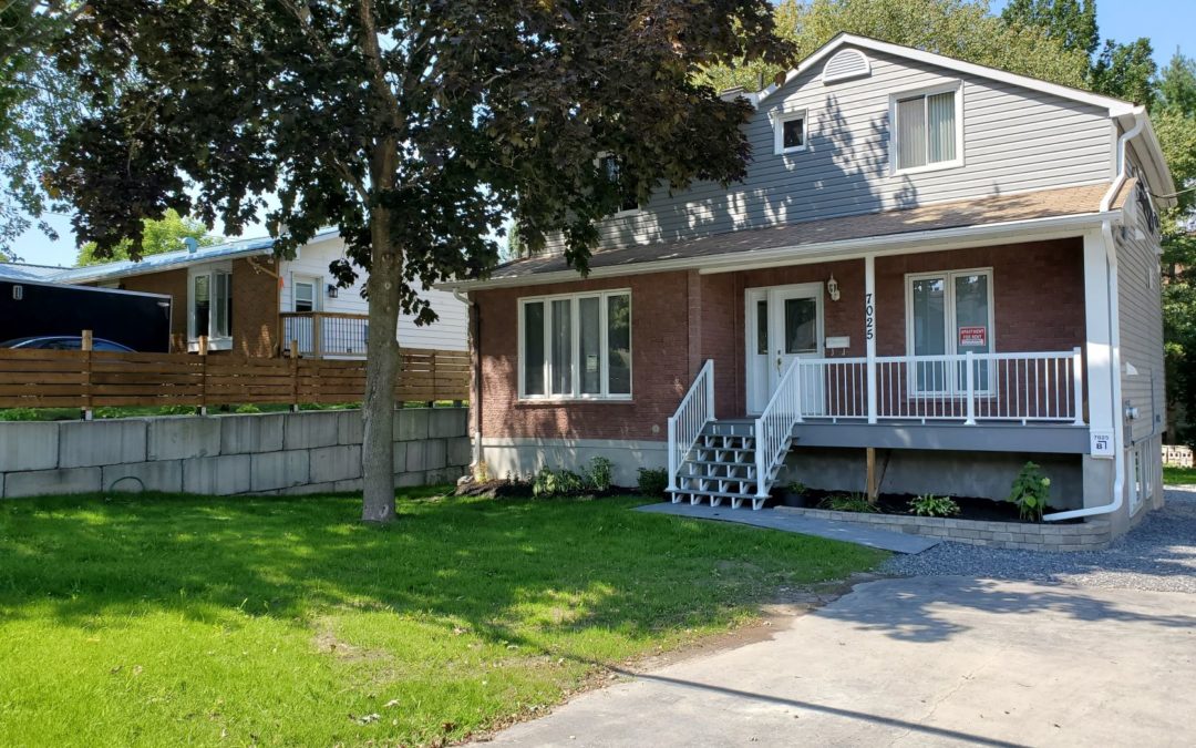 Renovated 4 bedroom / 2 bath in the heart of Orleans Village